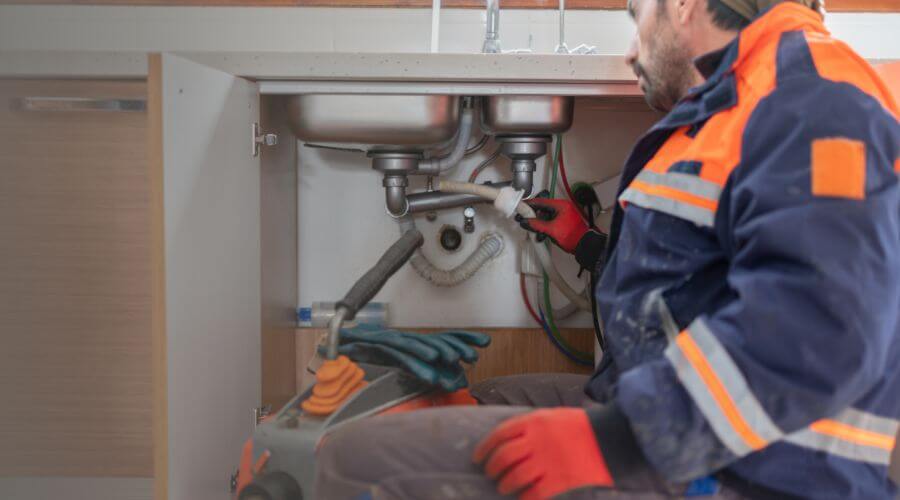 Descale Tankless Water Heater in Pilot, VA